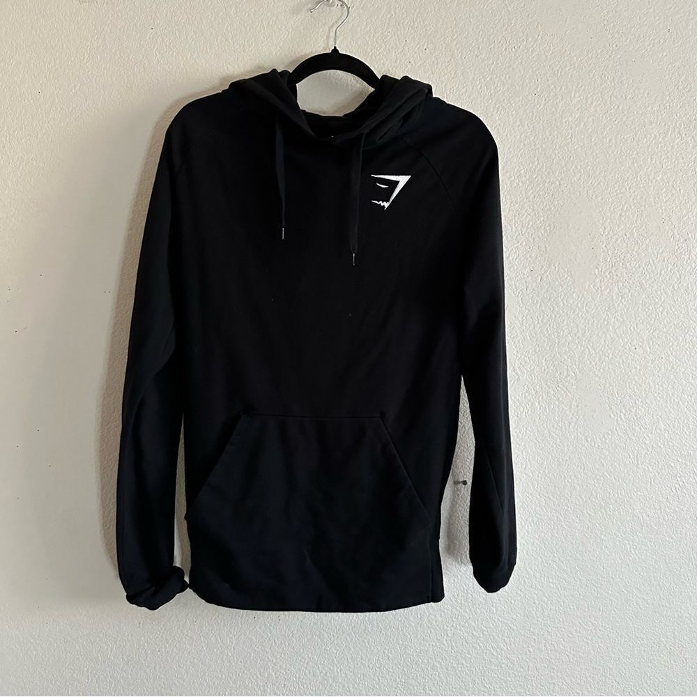 Gymshark black athletic hoodie with thumb holes